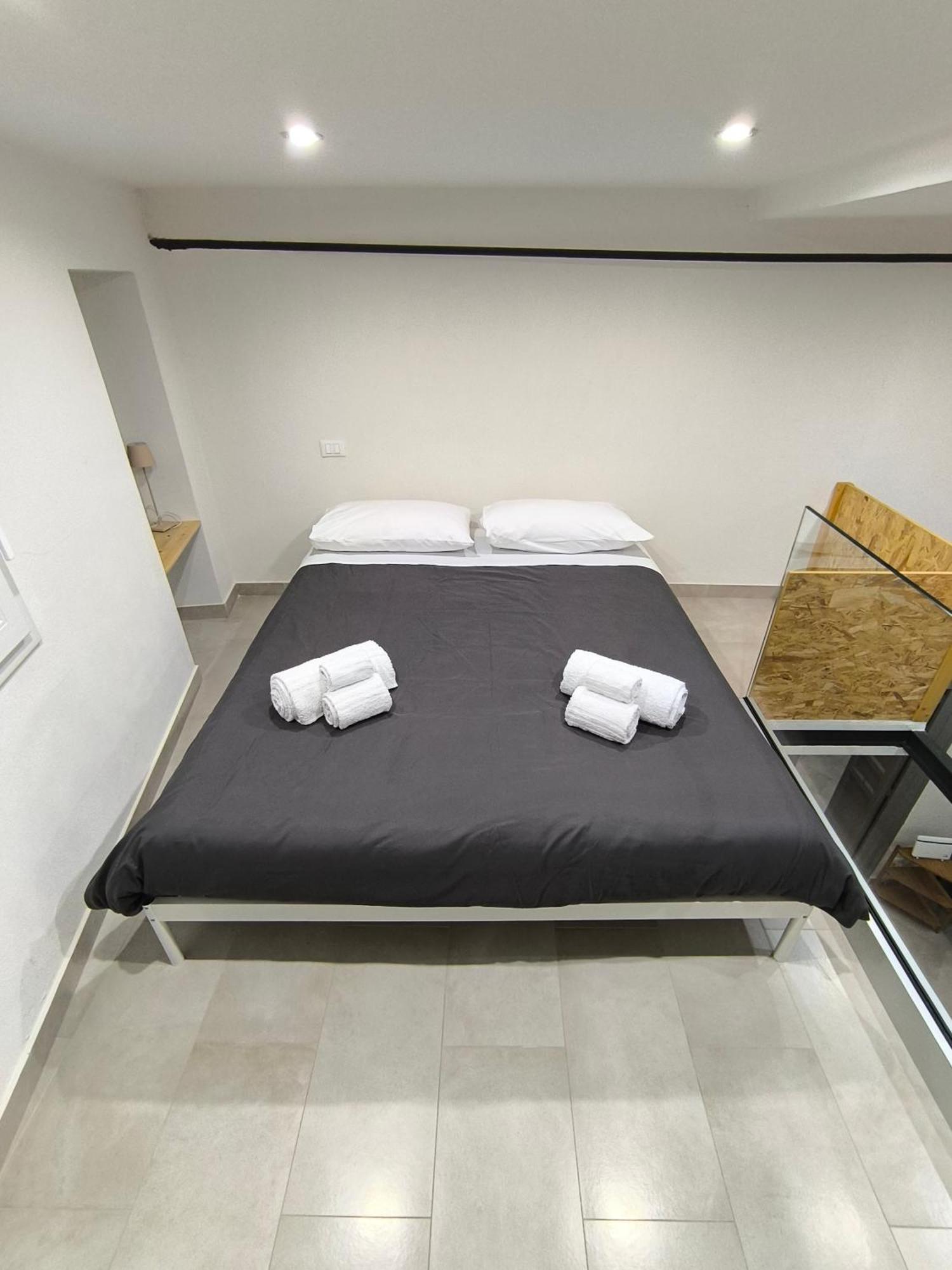 Glocal Flat Maqueda Daire Palermo Dış mekan fotoğraf
